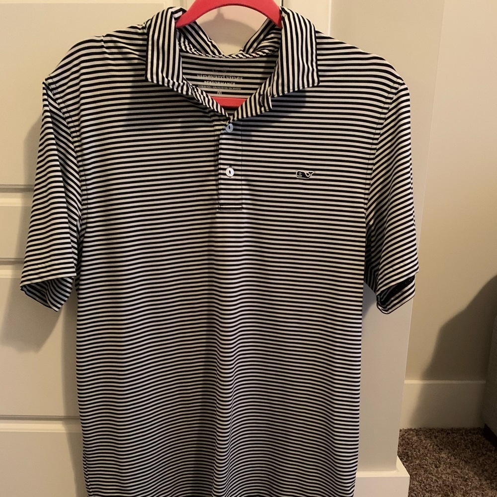 Vineyard Vines performance polo